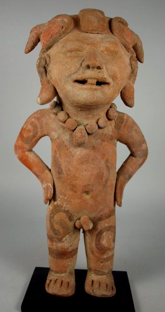 A standing Veracruz male figure